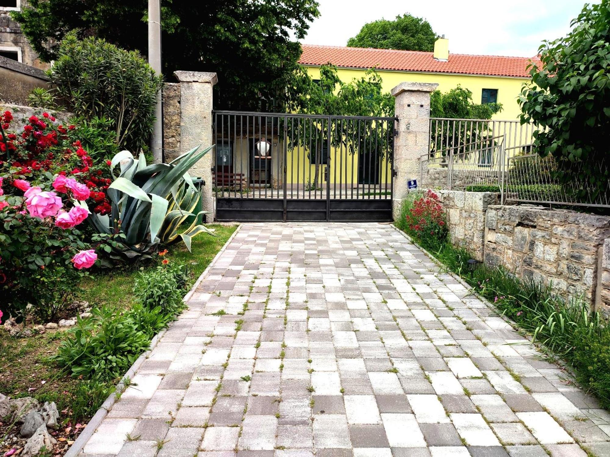 Apartment Nostalgija, Benkovac Εξωτερικό φωτογραφία