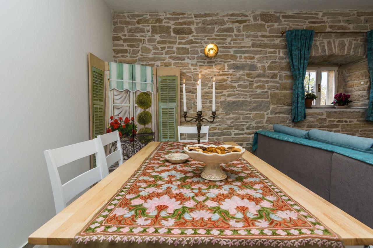 Apartment Nostalgija, Benkovac Εξωτερικό φωτογραφία