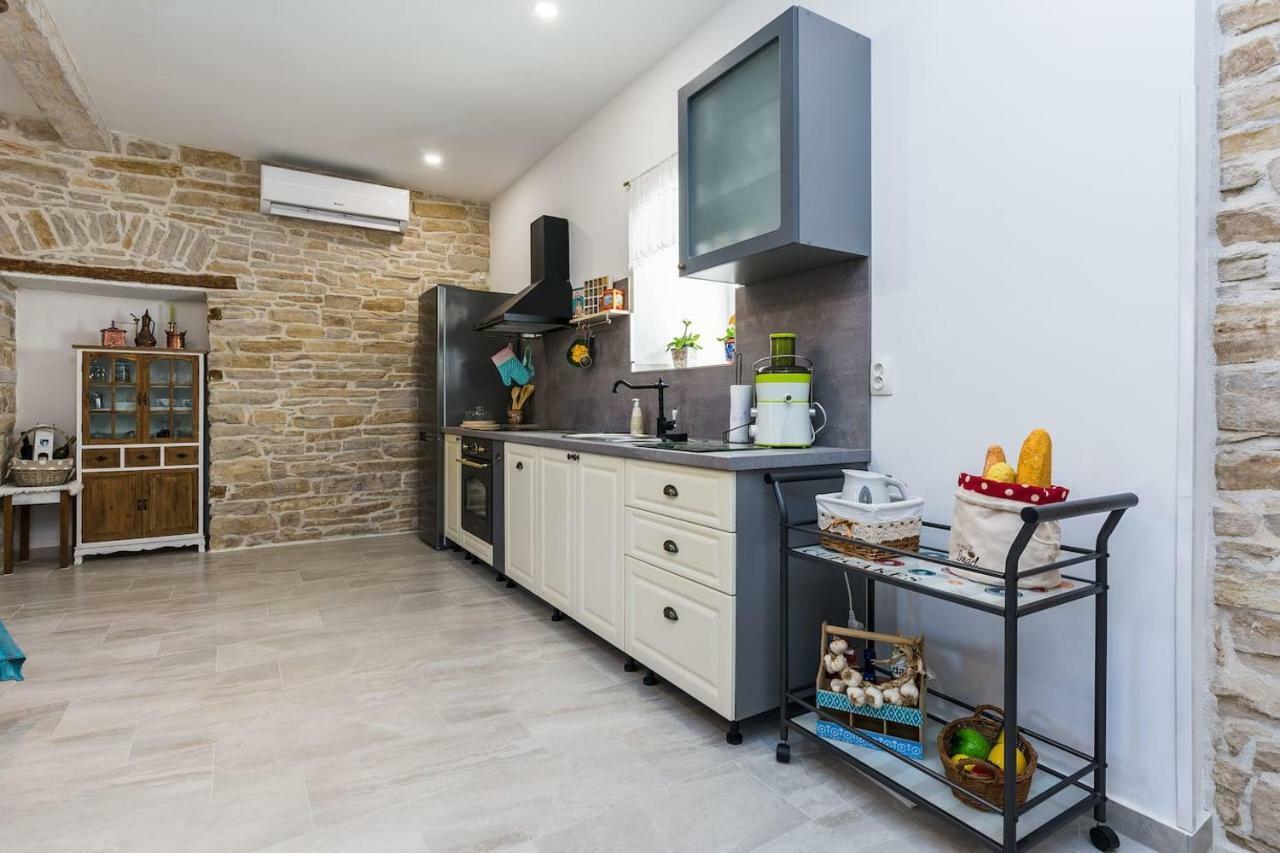 Apartment Nostalgija, Benkovac Εξωτερικό φωτογραφία